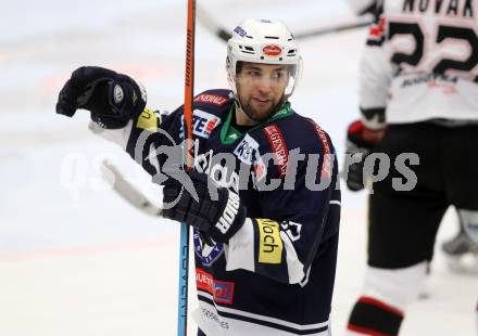 EBEL. Eishockey Bundesliga. EC VSV gegen HC Orli Znojmo. Torjubel Ziga Pance (VSV). Villach, am 17.1.2016.
Foto: Kuess 


---
pressefotos, pressefotografie, kuess, qs, qspictures, sport, bild, bilder, bilddatenbank