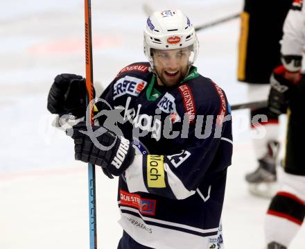 EBEL. Eishockey Bundesliga. EC VSV gegen HC Orli Znojmo. Torjubel Ziga Pance (VSV). Villach, am 17.1.2016.
Foto: Kuess 


---
pressefotos, pressefotografie, kuess, qs, qspictures, sport, bild, bilder, bilddatenbank