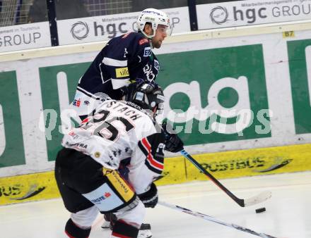 EBEL. Eishockey Bundesliga. EC VSV gegen HC Orli Znojmo. Ziga Pance,  (VSV), Lubomir Stach (Znojmo). Villach, am 17.1.2016.
Foto: Kuess 


---
pressefotos, pressefotografie, kuess, qs, qspictures, sport, bild, bilder, bilddatenbank