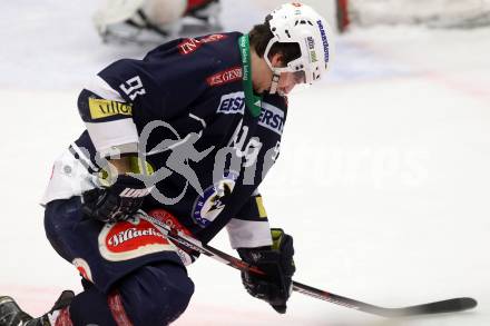 EBEL. Eishockey Bundesliga. EC VSV gegen HC Orli Znojmo. Miha Verlic verletzt (VSV). Villach, am 17.1.2016.
Foto: Kuess 


---
pressefotos, pressefotografie, kuess, qs, qspictures, sport, bild, bilder, bilddatenbank