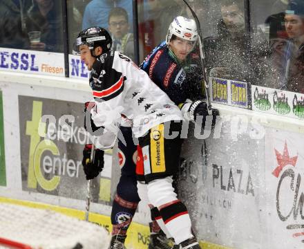 EBEL. Eishockey Bundesliga. EC VSV gegen HC Orli Znojmo. Miha Verlic, (VSV), Jakub Stehlik (Znojmo). Villach, am 17.1.2016.
Foto: Kuess 


---
pressefotos, pressefotografie, kuess, qs, qspictures, sport, bild, bilder, bilddatenbank