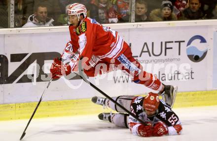 EBEL. Eishockey Bundesliga. KAC gegen 	HC TWK Innsbruck. Istvan Sofron,  (KAC), Nicholaus Schaus (Innsbruck). Klagenfurt, am 22.1.2016.
Foto: Kuess

---
pressefotos, pressefotografie, kuess, qs, qspictures, sport, bild, bilder, bilddatenbank