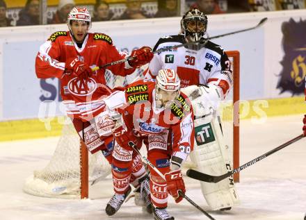 EBEL. Eishockey Bundesliga. KAC gegen 	HC TWK Innsbruck. Jean Francois Jacques,  (KAC), Istvan Sofron, Andy Chiodo (Innsbruck). Klagenfurt, am 22.1.2016.
Foto: Kuess

---
pressefotos, pressefotografie, kuess, qs, qspictures, sport, bild, bilder, bilddatenbank