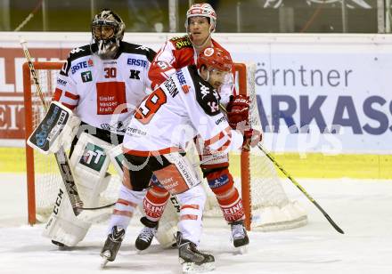 EBEL. Eishockey Bundesliga. KAC gegen 	HC TWK Innsbruck. Oliver Setzinger, (KAC), Tyler Spurgeon, Andy Chiodo (Innsbruck). Klagenfurt, am 22.1.2016.
Foto: Kuess

---
pressefotos, pressefotografie, kuess, qs, qspictures, sport, bild, bilder, bilddatenbank