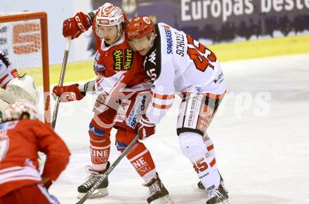 EBEL. Eishockey Bundesliga. KAC gegen 	HC TWK Innsbruck. Patrick Harand,  (KAC), David Schuller (Innsbruck). Klagenfurt, am 22.1.2016.
Foto: Kuess

---
pressefotos, pressefotografie, kuess, qs, qspictures, sport, bild, bilder, bilddatenbank