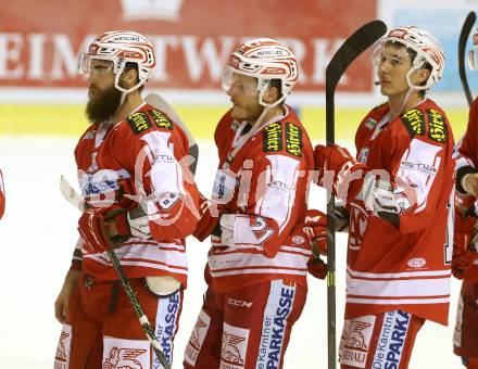 EBEL. Eishockey Bundesliga. KAC gegen 	HC TWK Innsbruck. Martin Schumnig , Manuel Geier,  Patrick Harand  (KAC). Klagenfurt, am 22.1.2016.
Foto: Kuess

---
pressefotos, pressefotografie, kuess, qs, qspictures, sport, bild, bilder, bilddatenbank