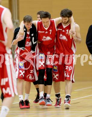 Basketball 2. Bundesliga 2015/16 Grunddurchgang 16. Runde. Villach Raiders  gegen St. Poelten Dragons. Roman Jagsch, Martin Speiser, Denis Soldo (St. Poelten). Villach, 24.1.2016.
Foto: Kuess
---
pressefotos, pressefotografie, kuess, qs, qspictures, sport, bild, bilder, bilddatenbank