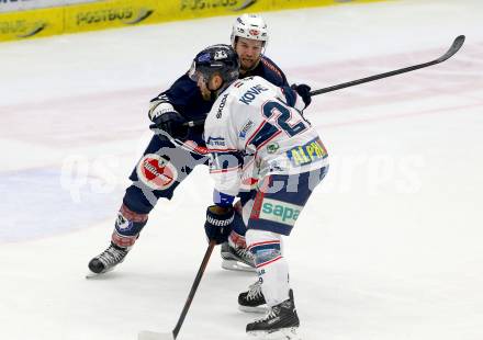 EBEL. Eishockey Bundesliga. EC VSV gegen Fehervar AV 19. Matt Kelly,  (VSV), Csaba Kovacs (Fehervar). Villach, am 26.1.2016.
Foto: Kuess 


---
pressefotos, pressefotografie, kuess, qs, qspictures, sport, bild, bilder, bilddatenbank