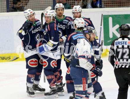 EBEL. Eishockey Bundesliga. EC VSV gegen Fehervar AV 19. Torjubel Mark Santorelli, Christof Kromp, Eric Hunter, Stefan Bacher, Markus Schlacher (VSV). Villach, am 26.1.2016.
Foto: Kuess 


---
pressefotos, pressefotografie, kuess, qs, qspictures, sport, bild, bilder, bilddatenbank