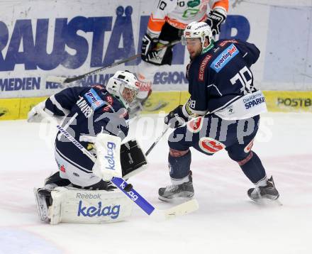 EBEL. Eishockey Bundesliga. EC VSV gegen Moser Medical Graz99ers. Jean Philippe Lamoureux, Richard Stehlik (VSV). Villach, am 29.1.2016.
Foto: Kuess 


---
pressefotos, pressefotografie, kuess, qs, qspictures, sport, bild, bilder, bilddatenbank