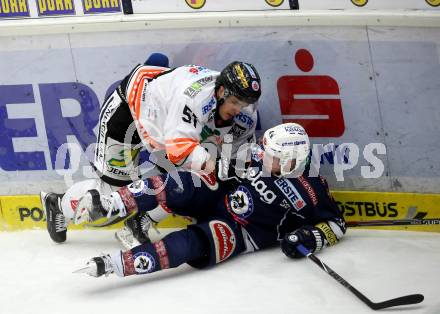 EBEL. Eishockey Bundesliga. EC VSV gegen Moser Medical Graz99ers. Ryan McKiernan,  (VSV), Daniel Woger (Graz). Villach, am 29.1.2016.
Foto: Kuess 


---
pressefotos, pressefotografie, kuess, qs, qspictures, sport, bild, bilder, bilddatenbank