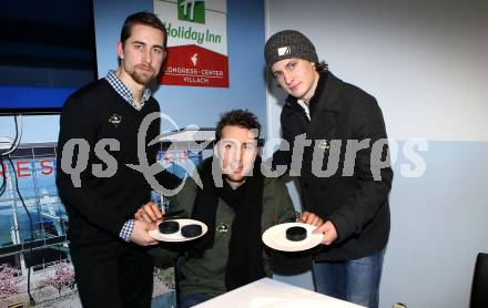 EBEL. Eishockey Bundesliga. EC VSV gegen Fehervar AV 19. Eric Hunter, Mark Santorelli, Christof Kromp (VSV). Villach, am 26.1.2016.
Foto: Kuess 
---
pressefotos, pressefotografie, kuess, qs, qspictures, sport, bild, bilder, bilddatenbank