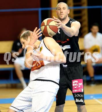 Basketball 2. Bundesliga 2015/16 Grunddurchgang 16. Runde. Woerthersee Piraten gegen Mattersburg Rocks. Sebastian Wuertz, (Woerthersee Piraten), Corey Hallett  (Mattersburg). Klagenfurt, 30.1.2016.
Foto: Kuess
---
pressefotos, pressefotografie, kuess, qs, qspictures, sport, bild, bilder, bilddatenbank