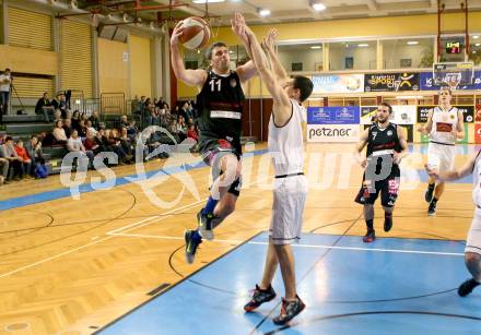 Basketball 2. Bundesliga 2015/16 Grunddurchgang 16. Runde. Woerthersee Piraten gegen Mattersburg Rocks. Martin Breithuber, (Woerthersee Piraten),  Stefan Ulreich  (Mattersburg). Klagenfurt, 30.1.2016.
Foto: Kuess
---
pressefotos, pressefotografie, kuess, qs, qspictures, sport, bild, bilder, bilddatenbank