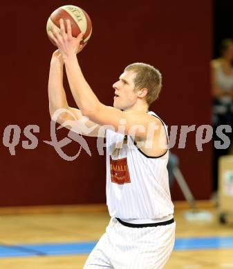 Basketball 2. Bundesliga 2015/16 Grunddurchgang 16. Runde. Woerthersee Piraten gegen Mattersburg Rocks. Sebastian Wuertz (Woerthersee Piraten). Klagenfurt, 30.1.2016.
Foto: Kuess
---
pressefotos, pressefotografie, kuess, qs, qspictures, sport, bild, bilder, bilddatenbank