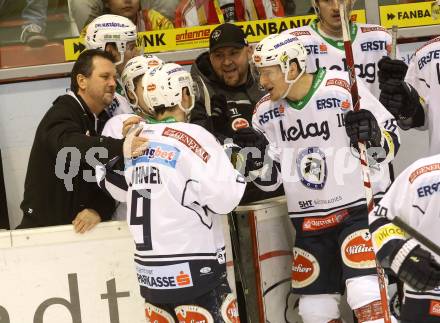 EBEL. Eishockey Bundesliga. KAC gegen VSV. Torjubel Dustin Johner (VSV). Klagenfurt, am 2.2.2016.
Foto: Kuess

---
pressefotos, pressefotografie, kuess, qs, qspictures, sport, bild, bilder, bilddatenbank