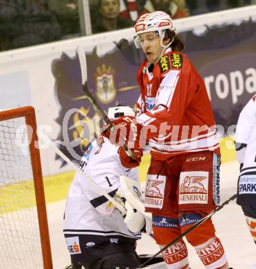 EBEL. Eishockey Bundesliga. KAC gegen VSV. Manuel Ganahl,  (KAC), Jean Philippe Lamoureux (VSV). Klagenfurt, am 2.2.2016.
Foto: Kuess

---
pressefotos, pressefotografie, kuess, qs, qspictures, sport, bild, bilder, bilddatenbank