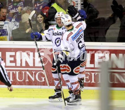 EBEL. Eishockey Bundesliga. KAC gegen VSV. Bernd Brueckler (KAC), Torjubel Christof Kromp, Eric Hunter (VSV). Klagenfurt, am 2.2.2016.
Foto: Kuess

---
pressefotos, pressefotografie, kuess, qs, qspictures, sport, bild, bilder, bilddatenbank