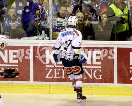 EBEL. Eishockey Bundesliga. KAC gegen VSV. Torjubel Christof Kromp,  (VSV). Klagenfurt, am 2.2.2016.
Foto: Kuess

---
pressefotos, pressefotografie, kuess, qs, qspictures, sport, bild, bilder, bilddatenbank