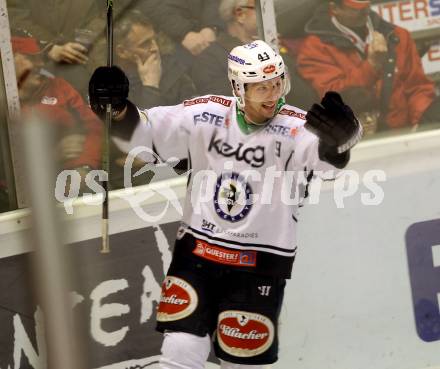 EBEL. Eishockey Bundesliga. KAC gegen VSV. Torjubel Dustin Johner (VSV). Klagenfurt, am 2.2.2016.
Foto: Kuess

---
pressefotos, pressefotografie, kuess, qs, qspictures, sport, bild, bilder, bilddatenbank