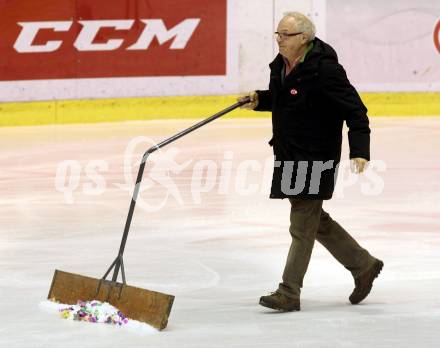 EBEL. Eishockey Bundesliga. KAC gegen VSV. Eisreinigung. Klagenfurt, am 2.2.2016.
Foto: Kuess

---
pressefotos, pressefotografie, kuess, qs, qspictures, sport, bild, bilder, bilddatenbank