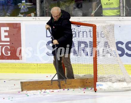 EBEL. Eishockey Bundesliga. KAC gegen VSV. Eisreinigung. Klagenfurt, am 2.2.2016.
Foto: Kuess

---
pressefotos, pressefotografie, kuess, qs, qspictures, sport, bild, bilder, bilddatenbank