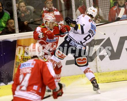 EBEL. Eishockey Bundesliga. KAC gegen VSV. Kevin Kapstad, (KAC), Dustin Johner (VSV). Klagenfurt, am 2.2.2016.
Foto: Kuess

---
pressefotos, pressefotografie, kuess, qs, qspictures, sport, bild, bilder, bilddatenbank