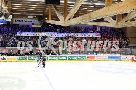 EBEL. Eishockey Bundesliga. EC VSV gegen KAC. Fans gegen Gewalt. Villach, am 5.2.2016.
Foto: Kuess 


---
pressefotos, pressefotografie, kuess, qs, qspictures, sport, bild, bilder, bilddatenbank