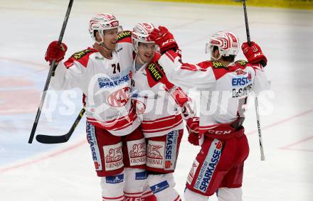 EBEL. Eishockey Bundesliga. EC VSV gegen KAC. Torjubel Jamie Lundmark, Olivert Setzinger, Jason Desantis (KAC). Villach, am 5.2.2016.
Foto: Kuess 


---
pressefotos, pressefotografie, kuess, qs, qspictures, sport, bild, bilder, bilddatenbank