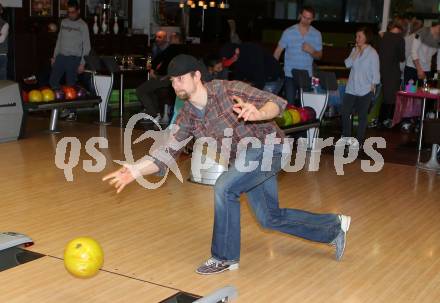 EBEL. Eishockey Bundesliga. Bowling. Eric Hunter (VSV). Villach, am 3.2.2016.
Foto: Kuess
---
pressefotos, pressefotografie, kuess, qs, qspictures, sport, bild, bilder, bilddatenbank