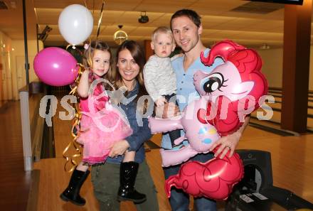 EBEL. Eishockey Bundesliga. Georgia, Amy, Luca, Dustin Johner. Villach, am 3.2.2016.
Foto: Kuess
---
pressefotos, pressefotografie, kuess, qs, qspictures, sport, bild, bilder, bilddatenbank