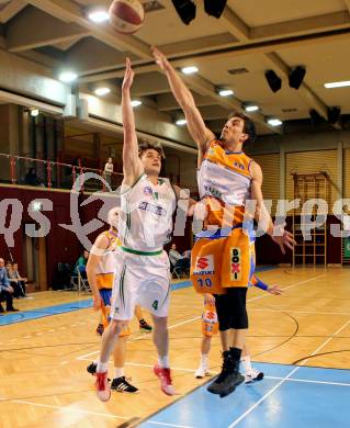 Basketball 2. Bundesliga 2015/16 Grunddurchgang 17. Runde. KOS Celovec gegen BBU Salzburg. Ziga Erculj, (KOS Celovec), Jessie Kohn  (Salzburg). Klagenfurt, 6.2.2016.
Foto: Kuess
---
pressefotos, pressefotografie, kuess, qs, qspictures, sport, bild, bilder, bilddatenbank