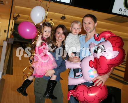 EBEL. Eishockey Bundesliga. Georgia, Amy, Luca, Dustin Johner. Villach, am 3.2.2016.
Foto: Kuess
---
pressefotos, pressefotografie, kuess, qs, qspictures, sport, bild, bilder, bilddatenbank