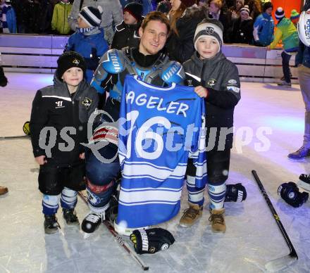 EBEL. Eishockey Bundesliga. Icefever. Showtraining VSV. Daniel Nageler. Villach, am 12.2.2016.
Foto: Kuess
---
pressefotos, pressefotografie, kuess, qs, qspictures, sport, bild, bilder, bilddatenbank