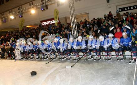 EBEL. Eishockey Bundesliga. Icefever. Showtraining VSV. . Villach, am 12.2.2016.
Foto: Kuess
---
pressefotos, pressefotografie, kuess, qs, qspictures, sport, bild, bilder, bilddatenbank