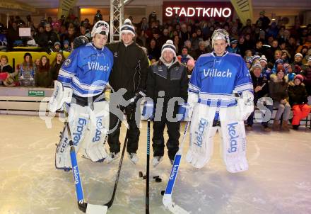 EBEL. Eishockey Bundesliga. Icefever. Showtraining VSV. Lukas Herzog, Manuel Skacal, Tormanntrainer Markus Kerschbaumer, Jean Philippe Lamoureux. Villach, am 12.2.2016.
Foto: Kuess
---
pressefotos, pressefotografie, kuess, qs, qspictures, sport, bild, bilder, bilddatenbank