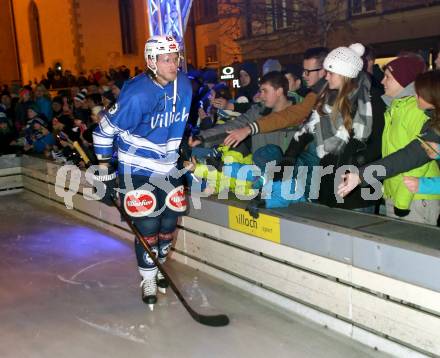 EBEL. Eishockey Bundesliga. Icefever. Showtraining VSV. Robin Weihager. Villach, am 12.2.2016.
Foto: Kuess
---
pressefotos, pressefotografie, kuess, qs, qspictures, sport, bild, bilder, bilddatenbank