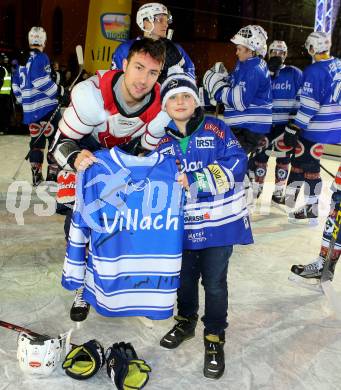 EBEL. Eishockey Bundesliga. Icefever. Showtraining VSV. Mark Santorelli . Villach, am 12.2.2016.
Foto: Kuess
---
pressefotos, pressefotografie, kuess, qs, qspictures, sport, bild, bilder, bilddatenbank