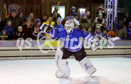 EBEL. Eishockey Bundesliga. Icefever. Showtraining VSV. Lukas Herzog. Villach, am 12.2.2016.
Foto: Kuess
---
pressefotos, pressefotografie, kuess, qs, qspictures, sport, bild, bilder, bilddatenbank