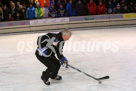 EBEL. Eishockey Bundesliga. Icefever. Showtraining VSV. Trainer Greg Holst. Villach, am 12.2.2016.
Foto: Kuess
---
pressefotos, pressefotografie, kuess, qs, qspictures, sport, bild, bilder, bilddatenbank