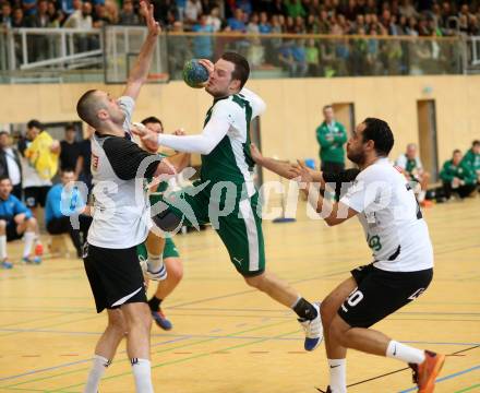 Handball Bundesliga. Obere Play Off. SC Ferlach gegen schlafraum.at Kaernten. Risto Arnaudovski, Anis Gatfi,  (Ferlach), Patrick Jochum (HCK). Ferlach, am 13.2.2016.
Foto: Kuess
---
pressefotos, pressefotografie, kuess, qs, qspictures, sport, bild, bilder, bilddatenbank