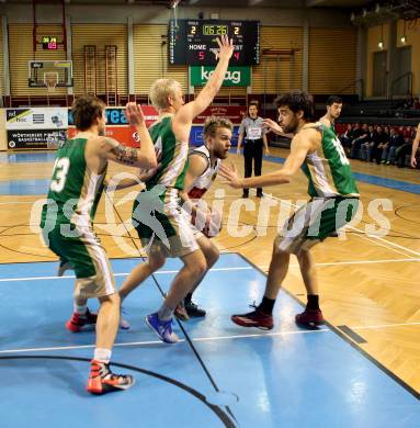 Basketball 2. Bundesliga 2015/16 Grunddurchgang 18. Runde. Woerthersee Piraten gegen Dornbirn Lions. Huber Tim (Piraten), Fabio Thaler, Florian Gintschel, Mario Tobar Ruiz, (Dornbirn). Klagenfurt, 13.2.2016.
Foto: Kuess
---
pressefotos, pressefotografie, kuess, qs, qspictures, sport, bild, bilder, bilddatenbank