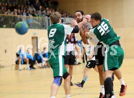 Handball Bundesliga. Obere Play Off. SC Ferlach gegen schlafraum.at Kaernten. Anis Gatfi,  (Ferlach), Stefan Godec, Rok Ivancic (HCK). Ferlach, am 13.2.2016.
Foto: Kuess
---
pressefotos, pressefotografie, kuess, qs, qspictures, sport, bild, bilder, bilddatenbank