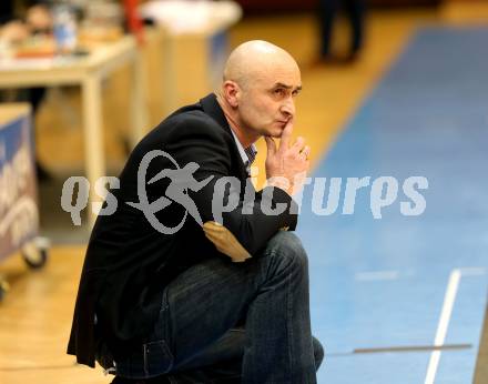 Basketball 2. Bundesliga 2015/16 Grunddurchgang 18. Runde. Woerthersee Piraten gegen Dornbirn Lions. Trainer Sliskovic Dragan (Piraten). Klagenfurt, 13.2.2016.
Foto: Kuess
---
pressefotos, pressefotografie, kuess, qs, qspictures, sport, bild, bilder, bilddatenbank