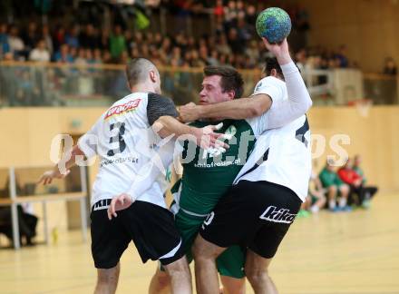 Handball Bundesliga. Obere Play Off. SC Ferlach gegen schlafraum.at Kaernten. Risto Arnaudovski, Anis Gatfi,  (Ferlach),  Klemen Kresnik (HCK). Ferlach, am 13.2.2016.
Foto: Kuess
---
pressefotos, pressefotografie, kuess, qs, qspictures, sport, bild, bilder, bilddatenbank