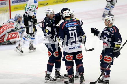 EBEL. Eishockey Bundesliga. EC VSV gegen HDD TELEMACH Olimpija Ljubljana. Torjubel Adis Alagic, Miha Verlic, Dustin Johner, Ryan McKiernan (VSV). Villach, am 19.2.2016.
Foto: Kuess 


---
pressefotos, pressefotografie, kuess, qs, qspictures, sport, bild, bilder, bilddatenbank