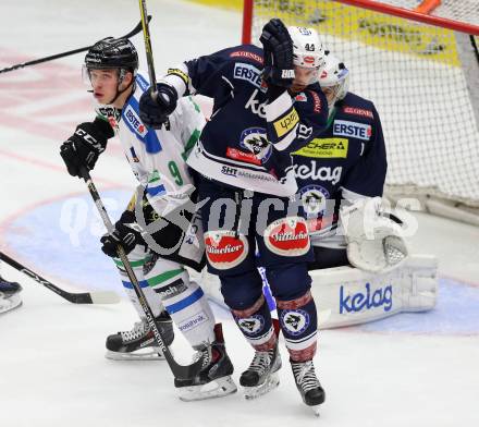 EBEL. Eishockey Bundesliga. EC VSV gegen HDD TELEMACH Olimpija Ljubljana. Rick Schofield, (VSV), Nik Pem (Laibach). Villach, am 19.2.2016.
Foto: Kuess 


---
pressefotos, pressefotografie, kuess, qs, qspictures, sport, bild, bilder, bilddatenbank