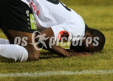 Fussball tipico Bundesliga. RZ Pellets WAC gegen SV Groedig. Torjubel Issiaka Ouedraogo (WAC). Lavanttal Arena, am 20.2.2016.
Foto: Kuess
---
pressefotos, pressefotografie, kuess, qs, qspictures, sport, bild, bilder, bilddatenbank