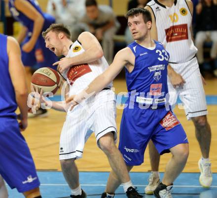 Basketball 2. Bundesliga 2015/16 Grunddurchgang 20. Runde. Woerthersee Piraten gegen Vienna D.C. Timberwolves. Sebastian Huber,  (Piraten),  Philipp Aigner (Timberwolves). Klagenfurt, 27.2.2016.
Foto: Kuess
---
pressefotos, pressefotografie, kuess, qs, qspictures, sport, bild, bilder, bilddatenbank