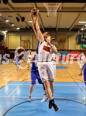 Basketball 2. Bundesliga 2015/16 Grunddurchgang 20. Runde. Woerthersee Piraten gegen Vienna D.C. Timberwolves. Sebastian Wuertz (Piraten) Vincent Polakovic (Timberwolves). Klagenfurt, 27.2.2016.
Foto: Kuess
---
pressefotos, pressefotografie, kuess, qs, qspictures, sport, bild, bilder, bilddatenbank